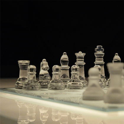 Chess grad